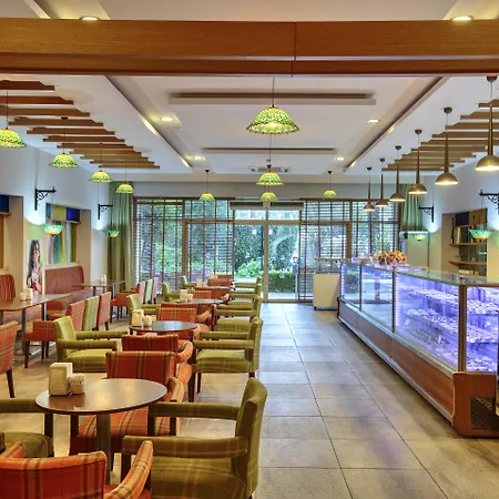 Sunis Kumkoey & Resort 5*